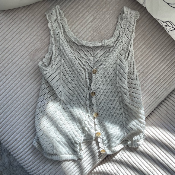 Knit Sweater Vest - Picture 8 of 9